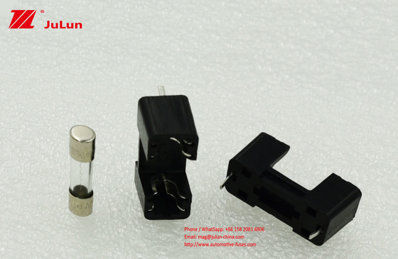Fusible 10A 250V de la placa de circuito del negro del tenedor 5X20 del fusible del montaje del PWB PTF-15