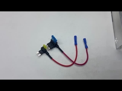 Tenedor del fusible del coche