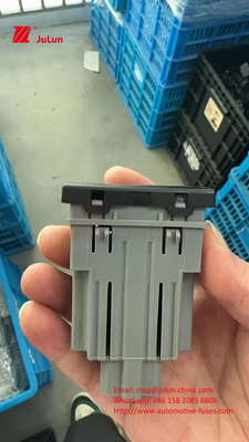 Signo de peligro Detener BC45-13A350-BA Interruptor Automóvil Interruptor de luz de emergencia con doble destello