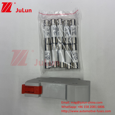 Fusiles solares Pv / Din Rail Sustentador de fusibles solares para el inversor 1500VDC 1000VDC 500VDC 10A-63A 30kA