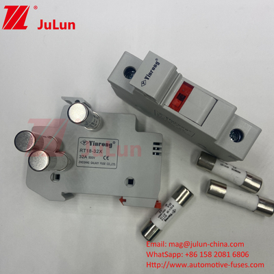 1000VDC 1500VDC 500VDC DIN Panel solar de ferrocarril DC 32 Amp Solar Sustentador de fusible con fusible para PV Pho
