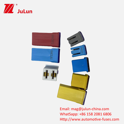 Enciendador de cigarrillos 495 caja de fusibles 20A30A40A50A60ALitt Fusible cuadrado de automóviles 32V 58V