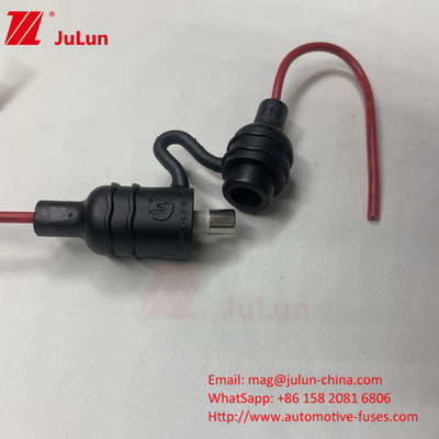 Protector de fusibles de bajo voltaje para automóviles a prueba de polvo Rojo Negro Silicona PPS 10A 250V