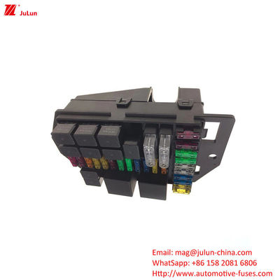 30A-500A Sostiene fusibles de pernos de automóviles con contactos de cobre y plástico / carcasa de nylon