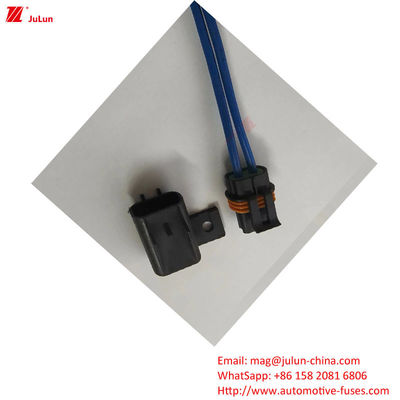 Equipo de pernos Reinicio manual del interruptor de aire Automóvil portador de fusible eléctrico de plástico / carcasa de nylon 32V