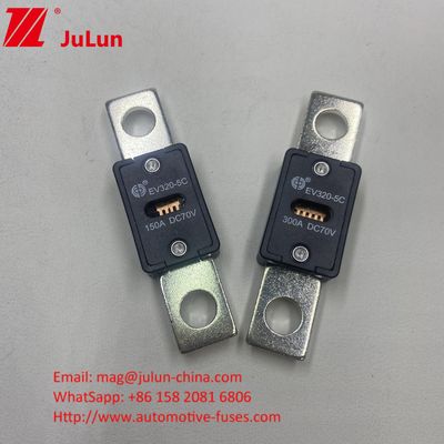 EV320-5C 300A 70VDC Fusiles para cuchillas de automóviles con distancia de agujero de 51 mm y modo de instalación de perno M8