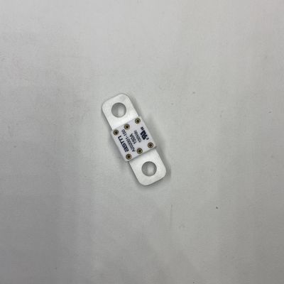 Protección 350A 150VDC Fuentes cerámicas de automóviles de tamaño pequeño Alta corriente nominal Recomendado Torque ajustado 11-13N·m
