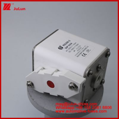 RS306-2 S5P 630A Tracción de vehículos eléctricos cuadrados con fusible carémico EV o HEV Tracción de vehículos eléctricos DC para EV HEV AC1250V 100KA DC1000V 50KA AR