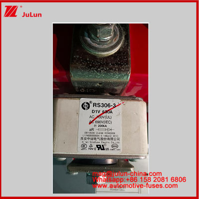 RS306-3 D1V 630A Fusiles para automóviles cuadrados Excelente rendimiento de CC EE Tracción de vehículos eléctricos Fusiles carémicos EV Aplicación Tracción de vehículos eléctricos AC700V AC690V 200KA