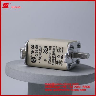 32A 500V NH00 RT16-00 120KA Cerámica Fusiles para automóviles Montaje de cuchillas para vehículos eléctricos / HEV Situación del vehículo
