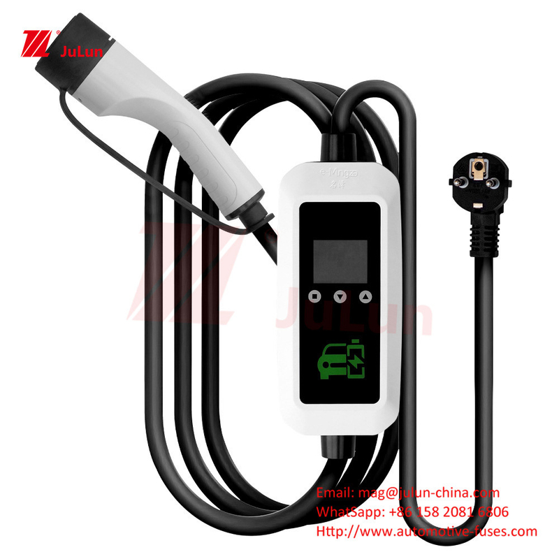 Nuevo arma de carga de energía pistola de carga estándar europea tipo 2 cargador de vehículos eléctricos de 7 kW pila de carga portátil a bordo