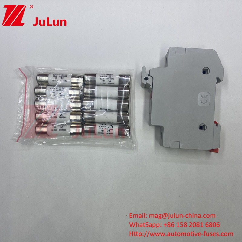 10A-63A Fuse fotovoltaico para instalación solar fotovoltaica 32A 10X38mm 1000V DC Din Rail Fuse Holder con luz para el sistema solar