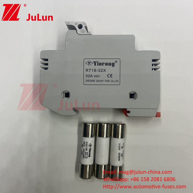Sustentador de fusible fotovoltaico solar con fusible de guía DIN 10A-63A Cuerpo cerámico Elemento de fusible de plata