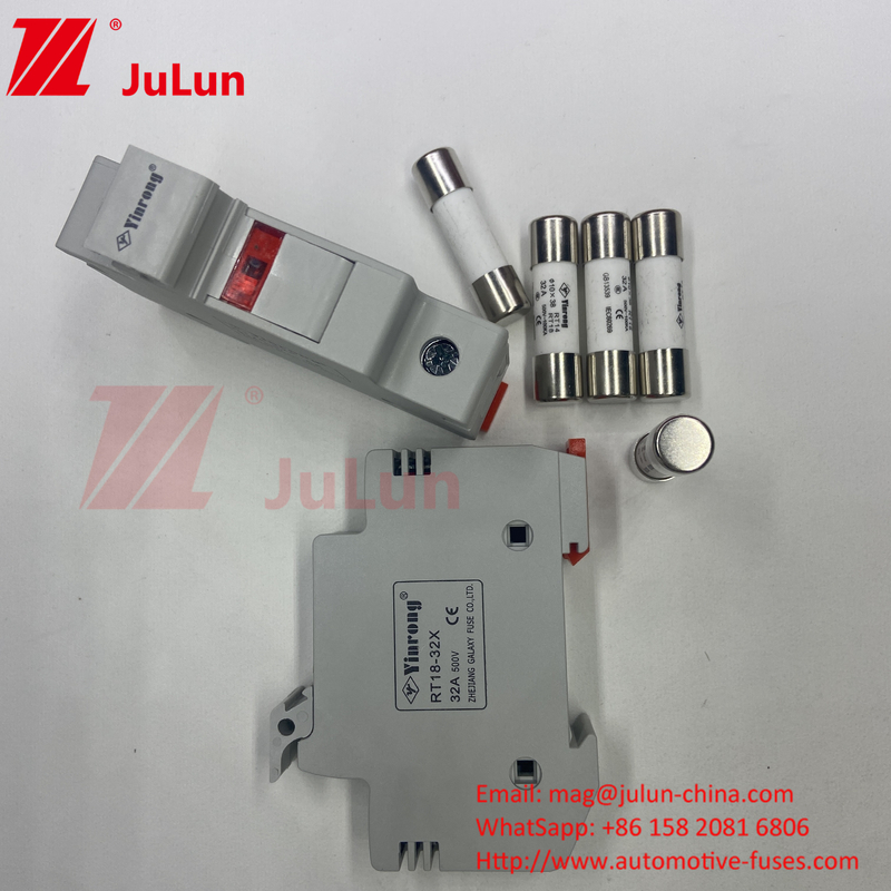 1000VDC 30kA Fuso fotovoltaico solar cerámico 10*38 DC Energía solar fotovoltaica Base del fusible solar y fusible de 1000V 15A 20A 25A 30A 32A