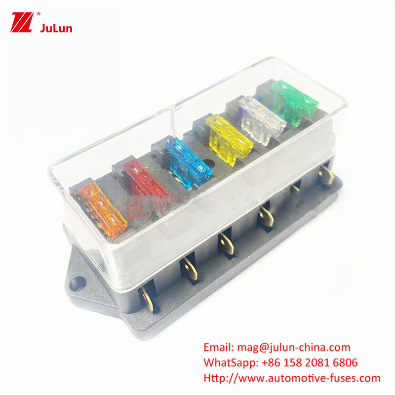 TF0011-10 Cuadro de control de energía nuevo Portador de fusibles para automóviles Partes de repuesto eléctricas para automóviles industriales homologadas por la UE