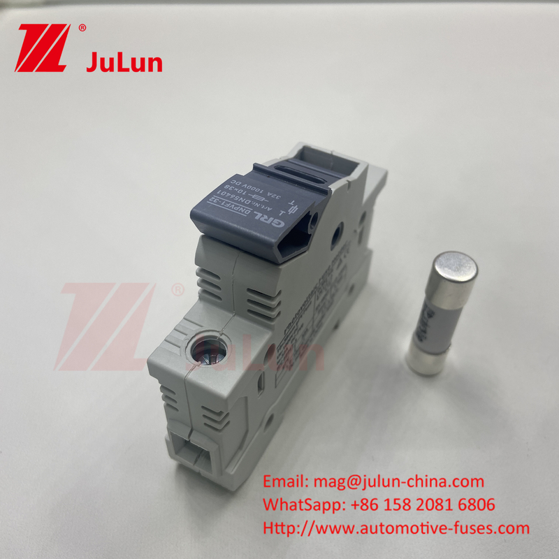 Portador de fusible 30A 63A 500V 10x38 RT18-32 Portador de fusible cilíndrico 10A 1000DC Fusible fotovoltaico solar para protección fotovoltaica