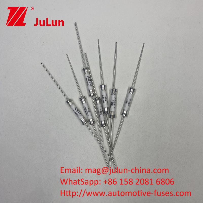 Fusiles cerámicos de 500V ASTM 30A con abrazadera de fusible para corriente eléctrica de 10A-30A de 500VDC