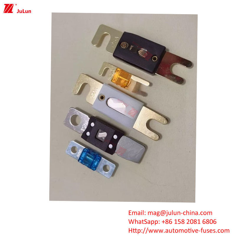 50-500A Accesorios de protección de circuitos electrónicos automotrices de corriente nominal para fusibles Materiales de cobre/cerámica/bakelita