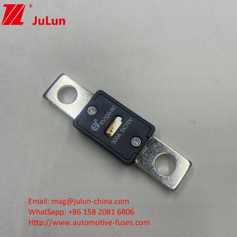 Protección DC EV HEV Fuse de vehículo eléctrico para la distancia de agujero del automóvil 51mm EV