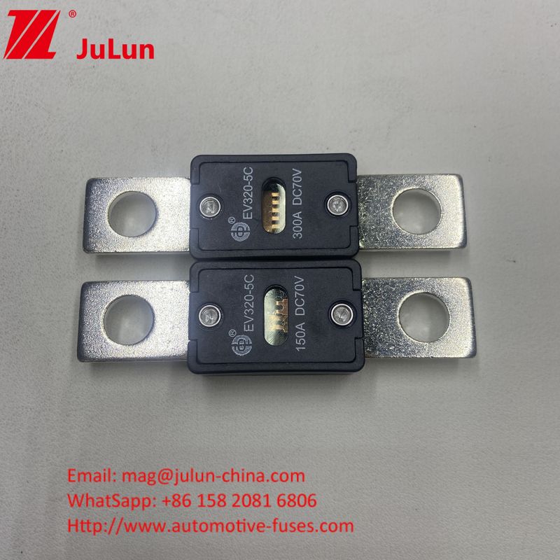 Fusiles de cuchillas para automóviles EV320-3X-150A 70VDC Bolt M8 Modo de instalación para automóviles