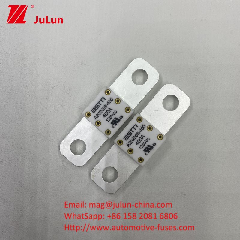 Potente cargador de baterías de automóviles Fuse ASTM A202008 150A 125VD Baterías y distancia de agujero de 50,8 mm