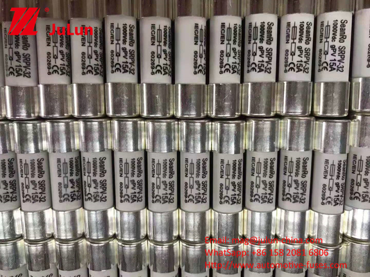 Contenedor de fusibles fotovoltaicos solares cilíndricos con 10x38 mm para el tanque de almacenamiento de paneles solares 50A 1000VDC