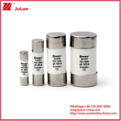 Fusiles cerámicos para automóviles 20A 1000VDC FUSIÓN fotovoltaica 10*38mm 14*51mm 20*65mm Capacidad con capacidad de sustitución 1000VDC 10A 15A 25A 30A Y normas de seguridad de la CEI